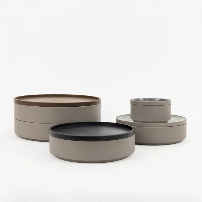 HRS124 - Tray / Lid Black ø 7.3/8"