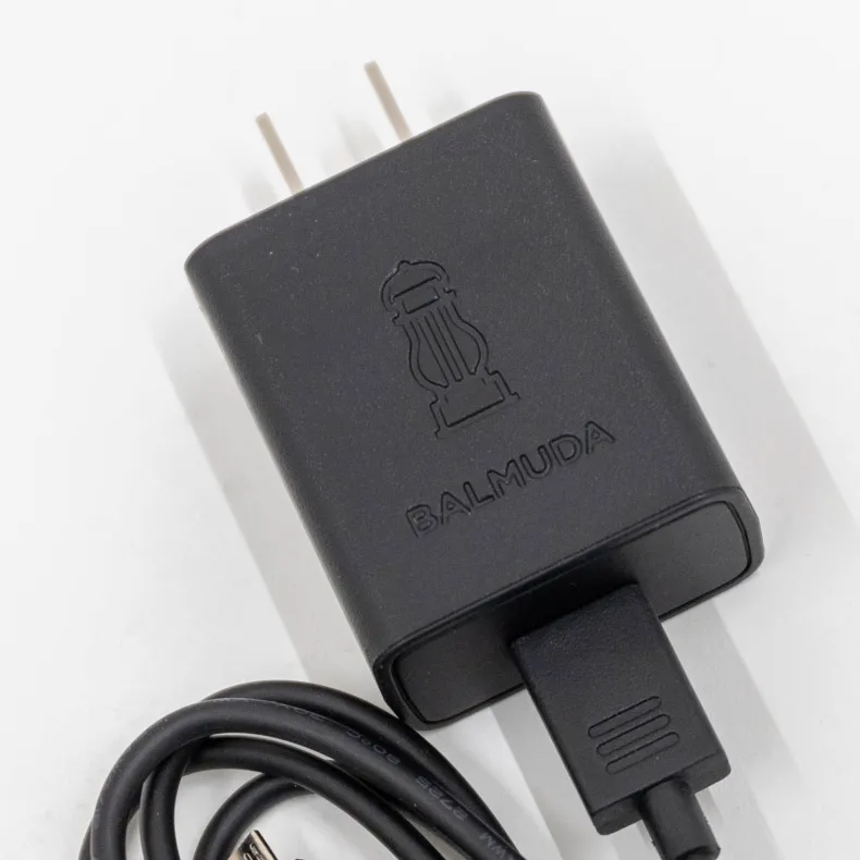 BALMUDA - The Lantern