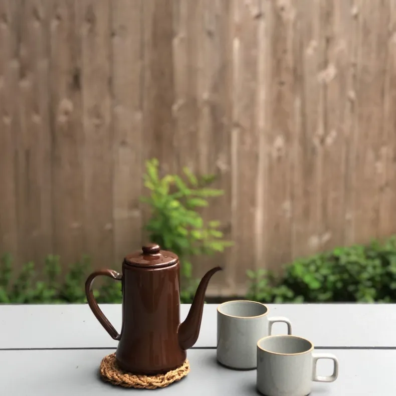 F/style Shina Bark Trivet