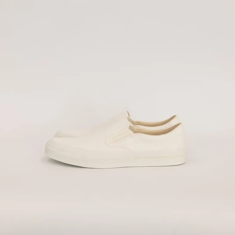 Asahi Deck Slip-On White Shoes
