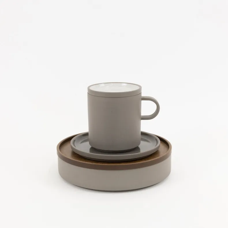 HRN124 - Tray / Lid Dark Brown ø 7.3/8"